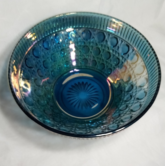Iridescent "Windsor Blue Carnival" Glass Large Serving Decorative Bowl - Picture 6 of 11